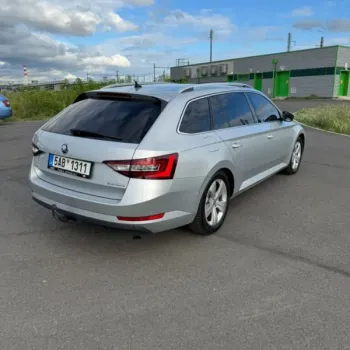 Škoda Superb 2015/11 2.0 tdi 110 KW