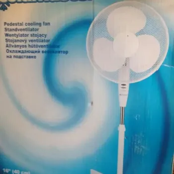 stojanový ventilátor použitý, funkční