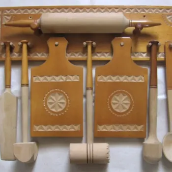 vyřezávaná sada do kuchyně