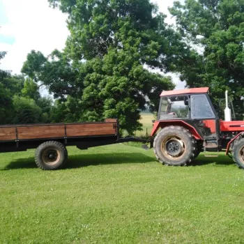 dvoukolák za traktor